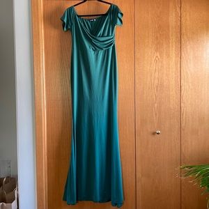 Molliya Maternity Off Shoulder Stretchy Maxi Dress, size M, jade